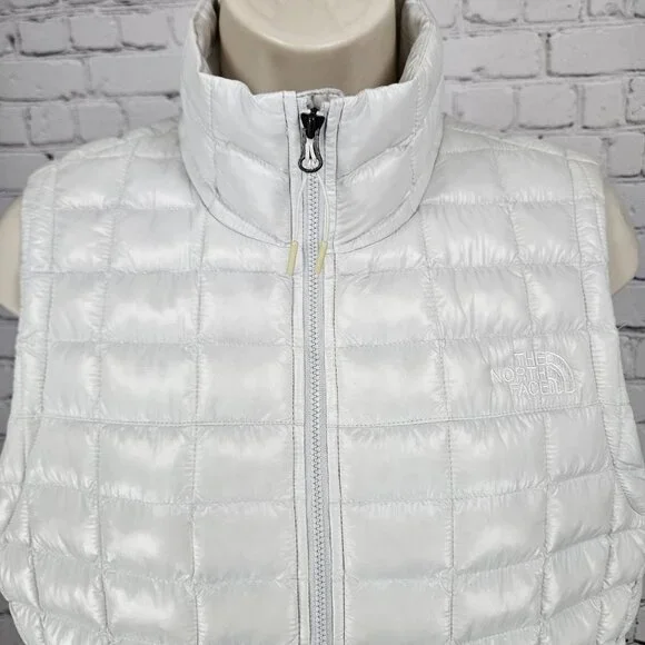 The North Face White Thermoball Eco Lightweight Insulated Full Zip Vest Small - Picture 8 of 16